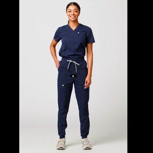 Fabletics Scrub Set, Navy Vital 1-Pocket Top & On-Call Joggers, Navy, XS (NWOT)